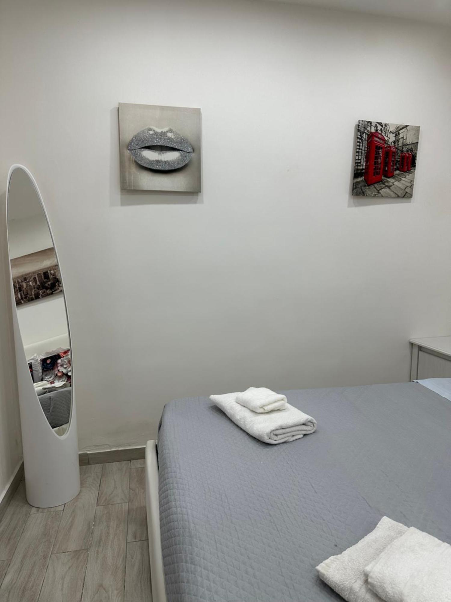 Come A Casa Tua * Naples